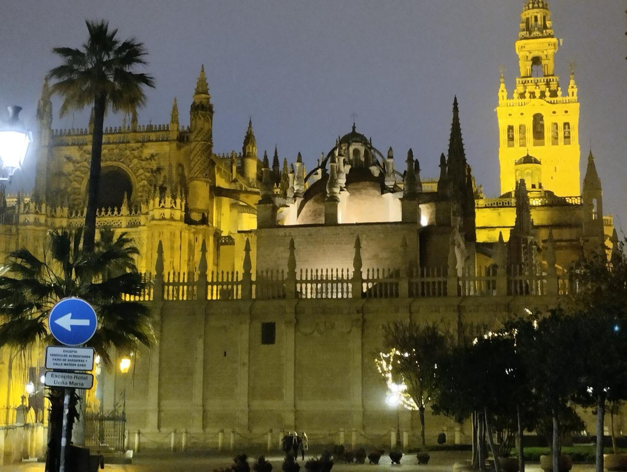 Room Martinez Sevilla Exterior foto